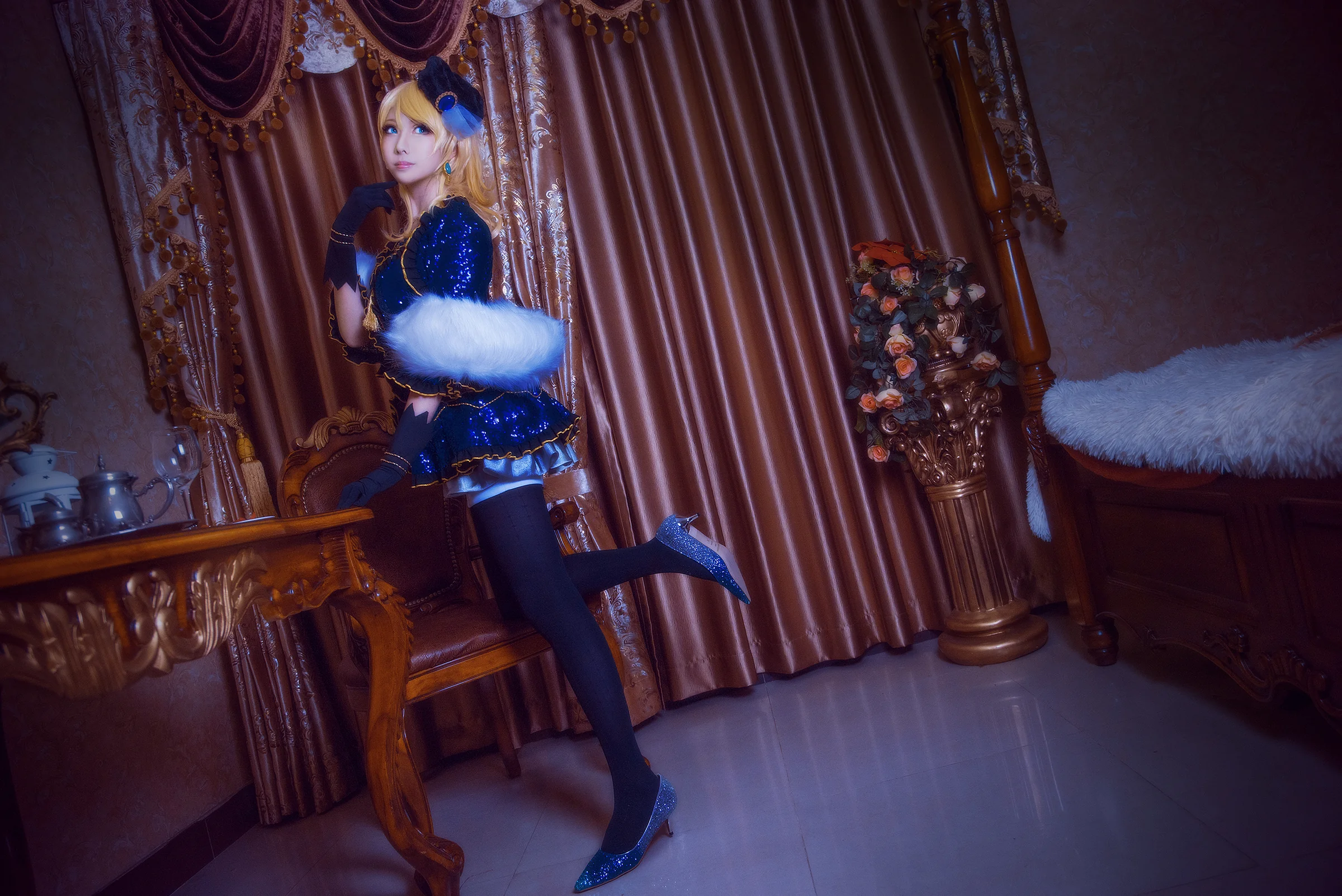 love live绚濑绘里钻石王老五COS写真