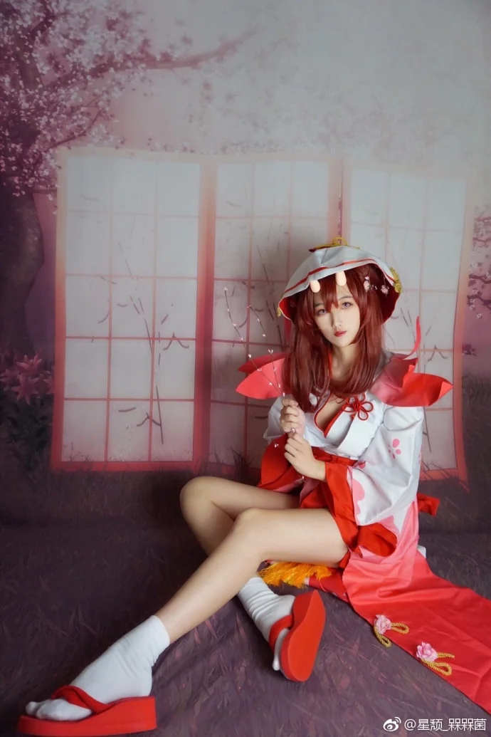 阴阳师手游桃花妖未觉醒COS写真