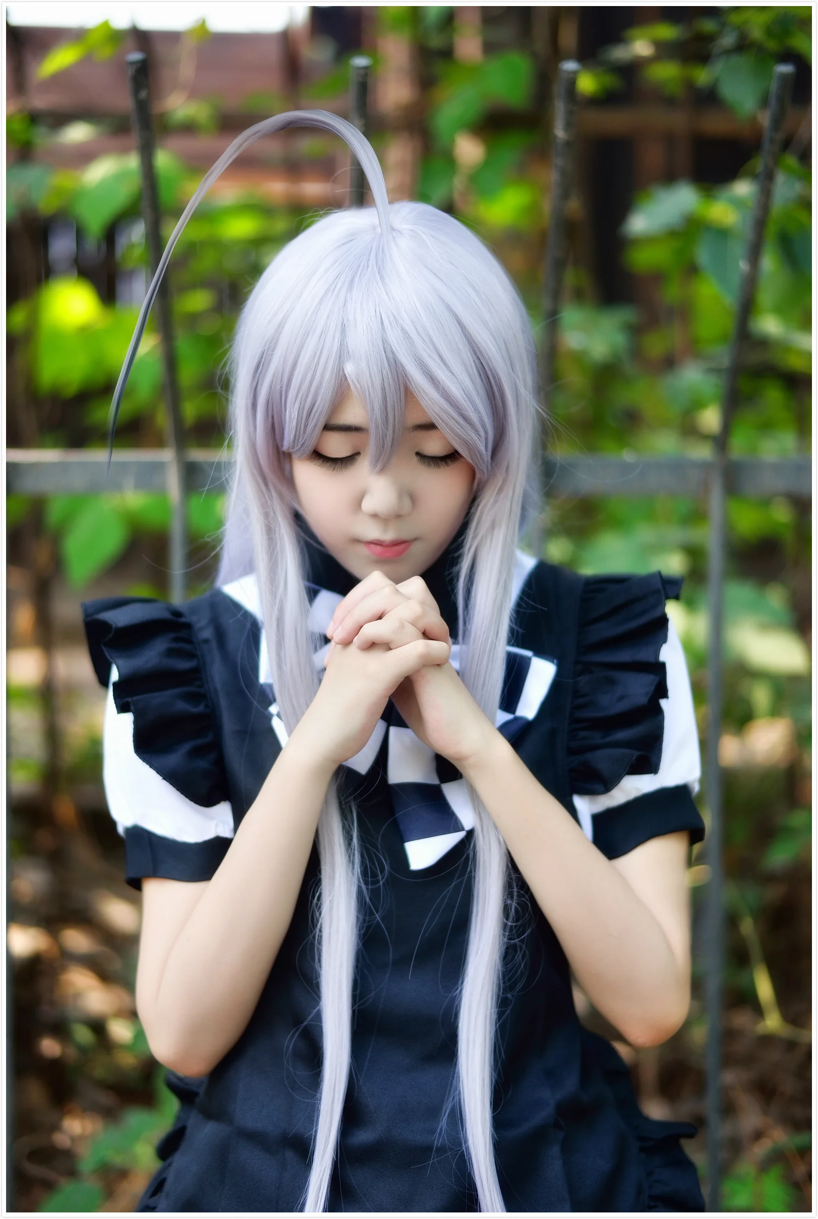 潜行吧奈亚子COS写真