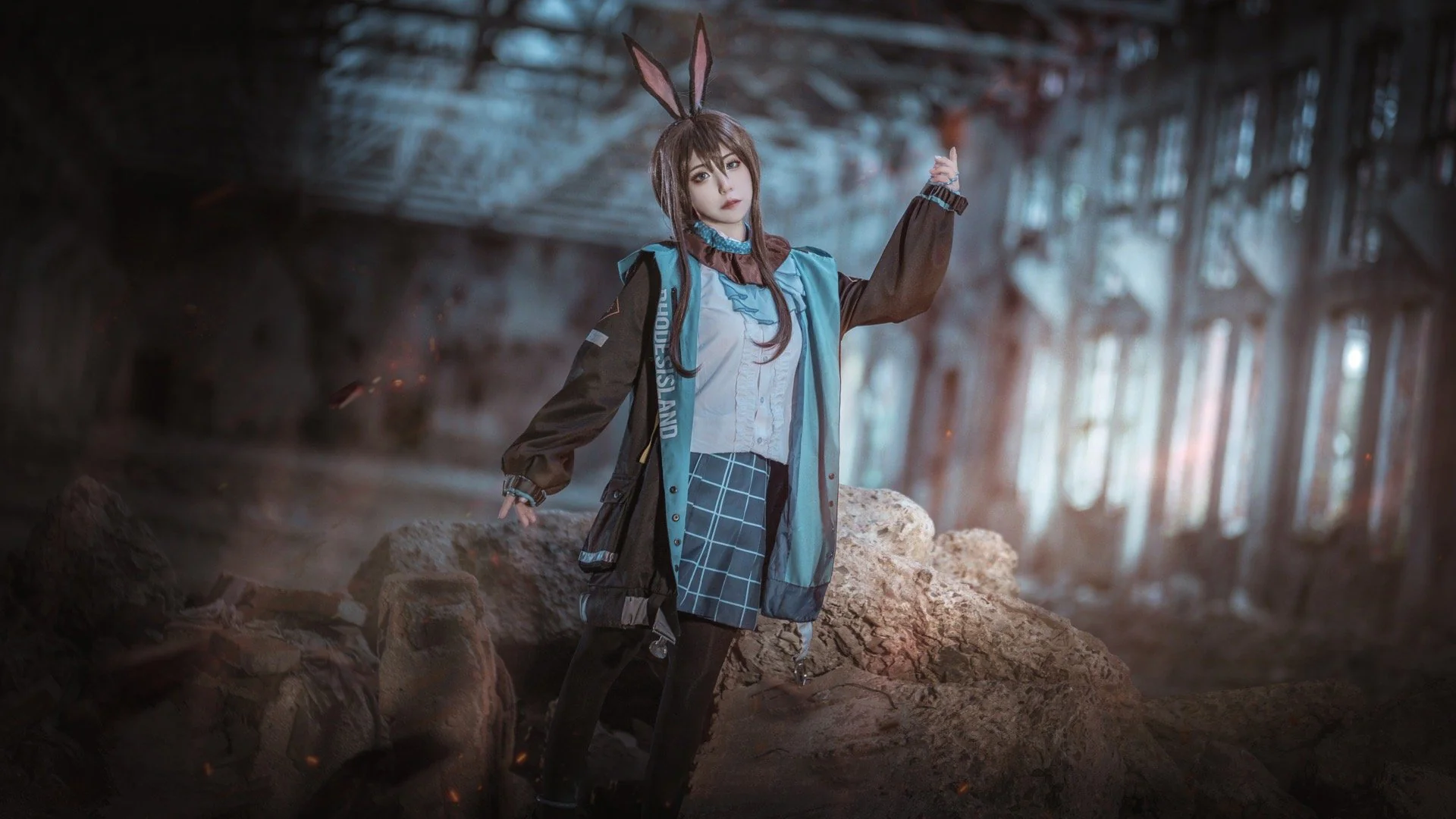 《明日方舟》阿米娅COS写真