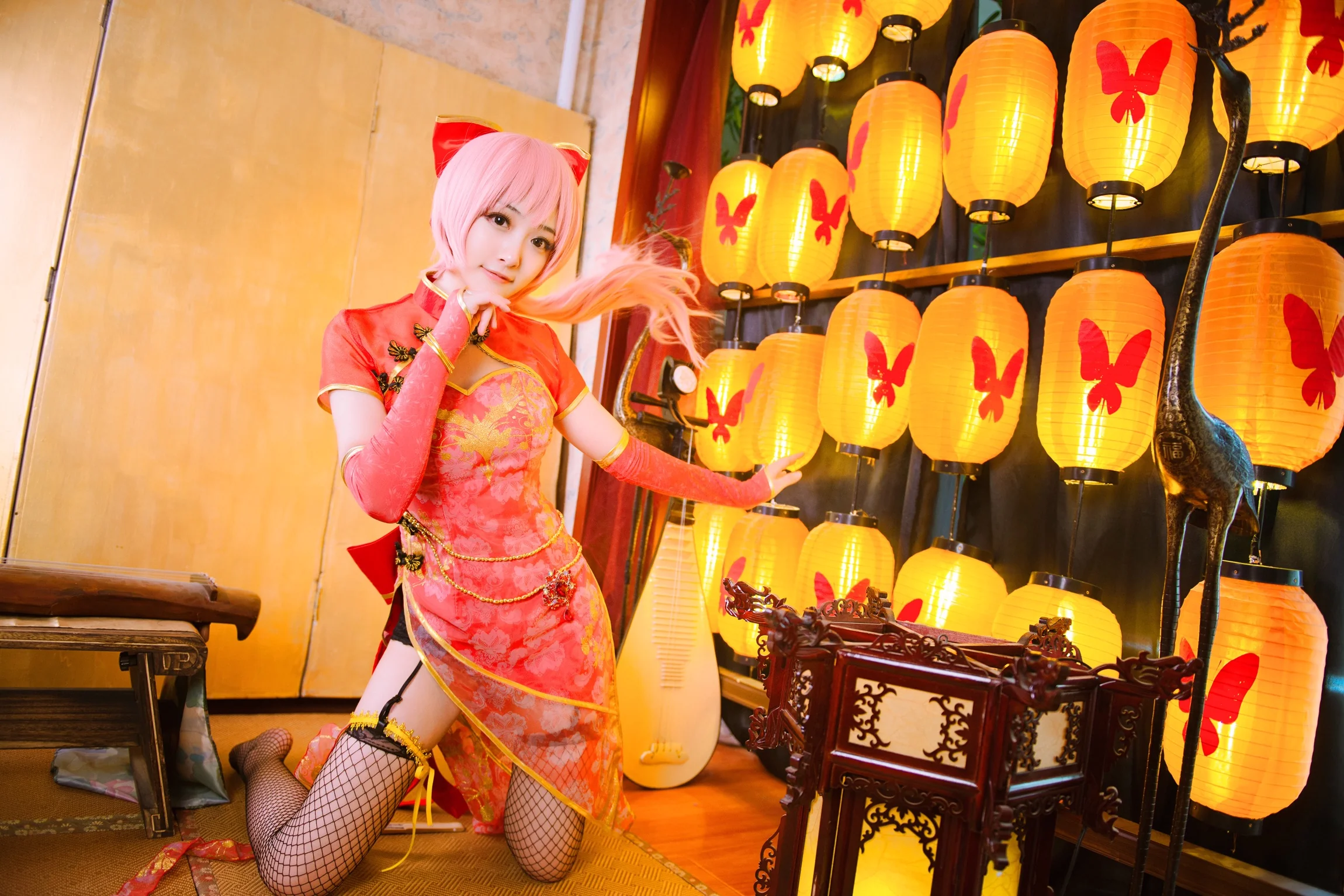 Luka金丝雀COS写真