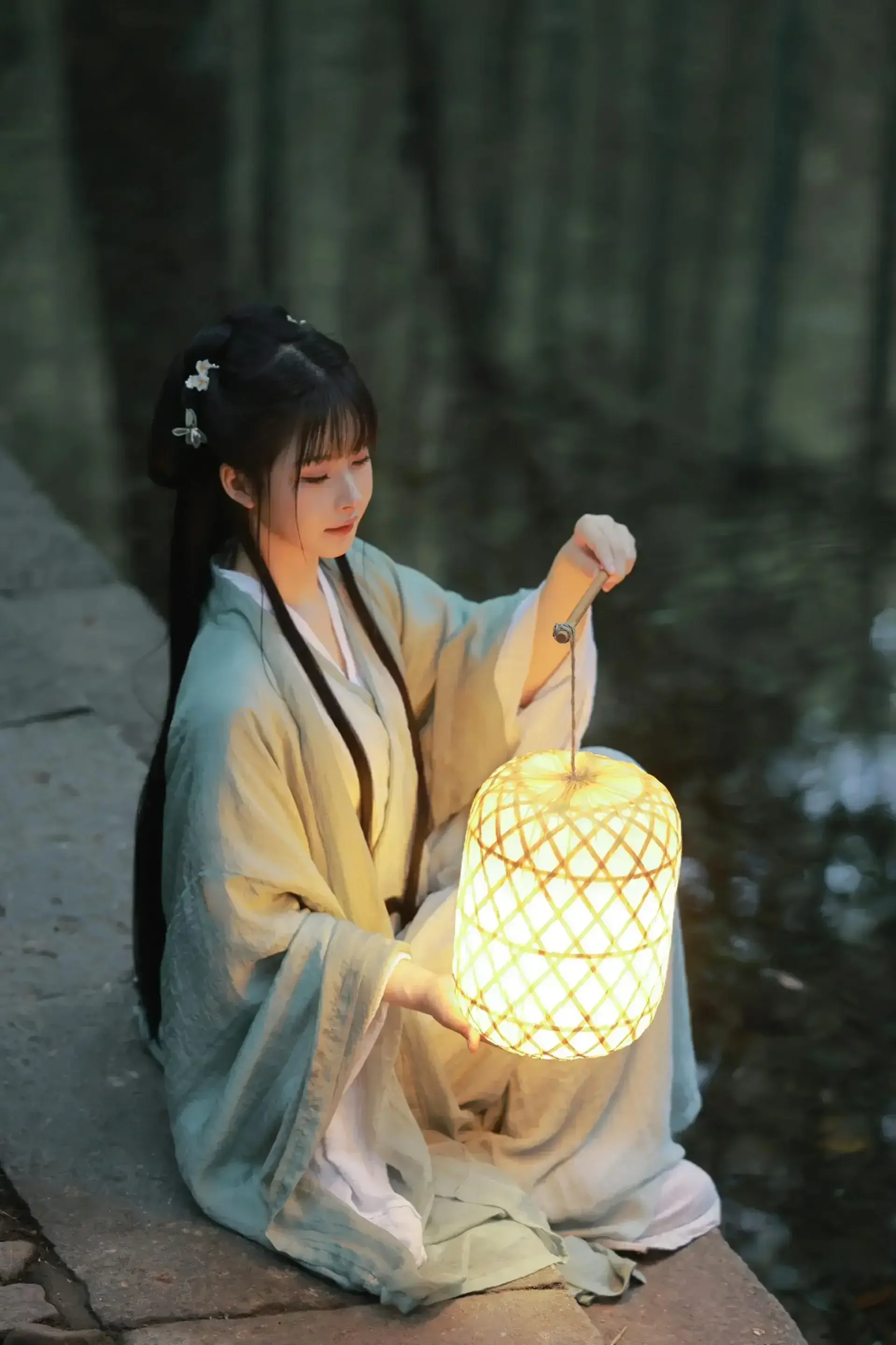 白莉爱吃巧克力 – 古风汉服｜高清图片集