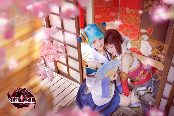 红莲之王 杜库斯/尼沙雅 COS写真