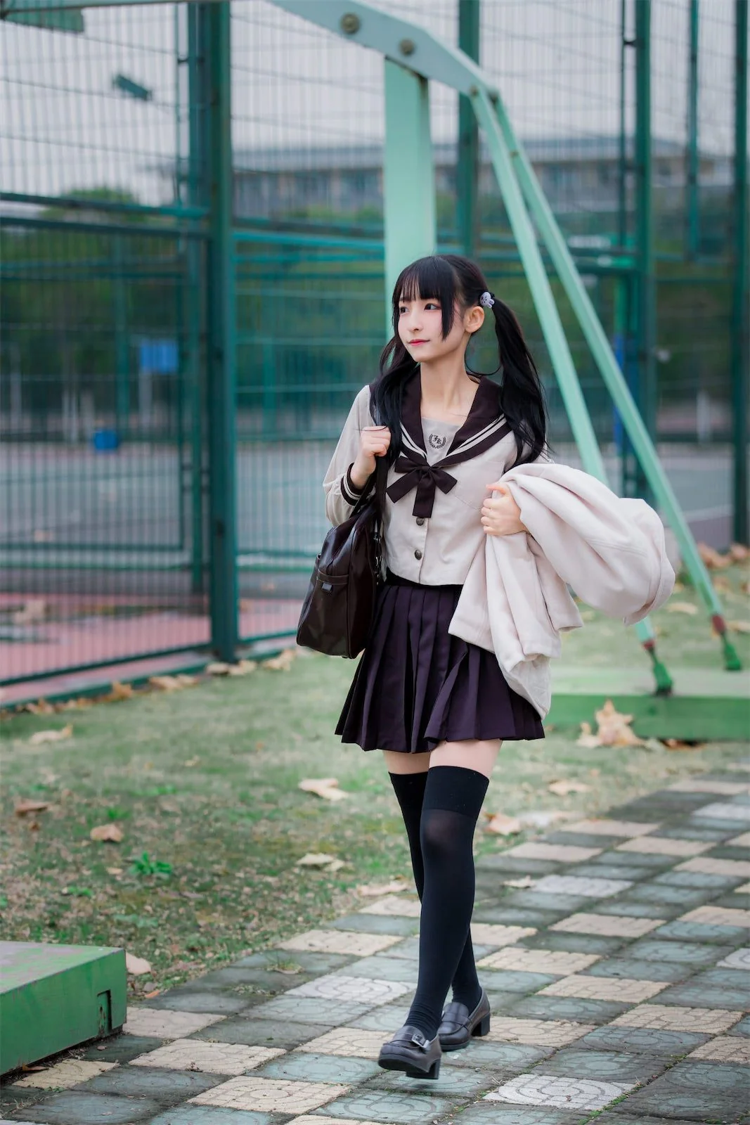 神楽坂真冬 – 绳艺 [233P1V-3.58GB]｜高清图片集