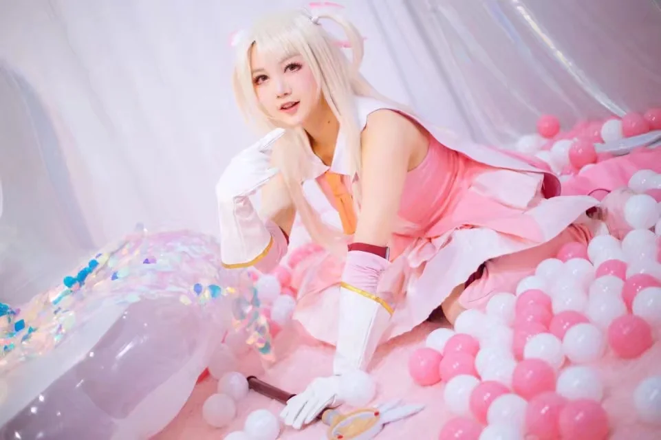 魔法少女伊莉雅COS写真