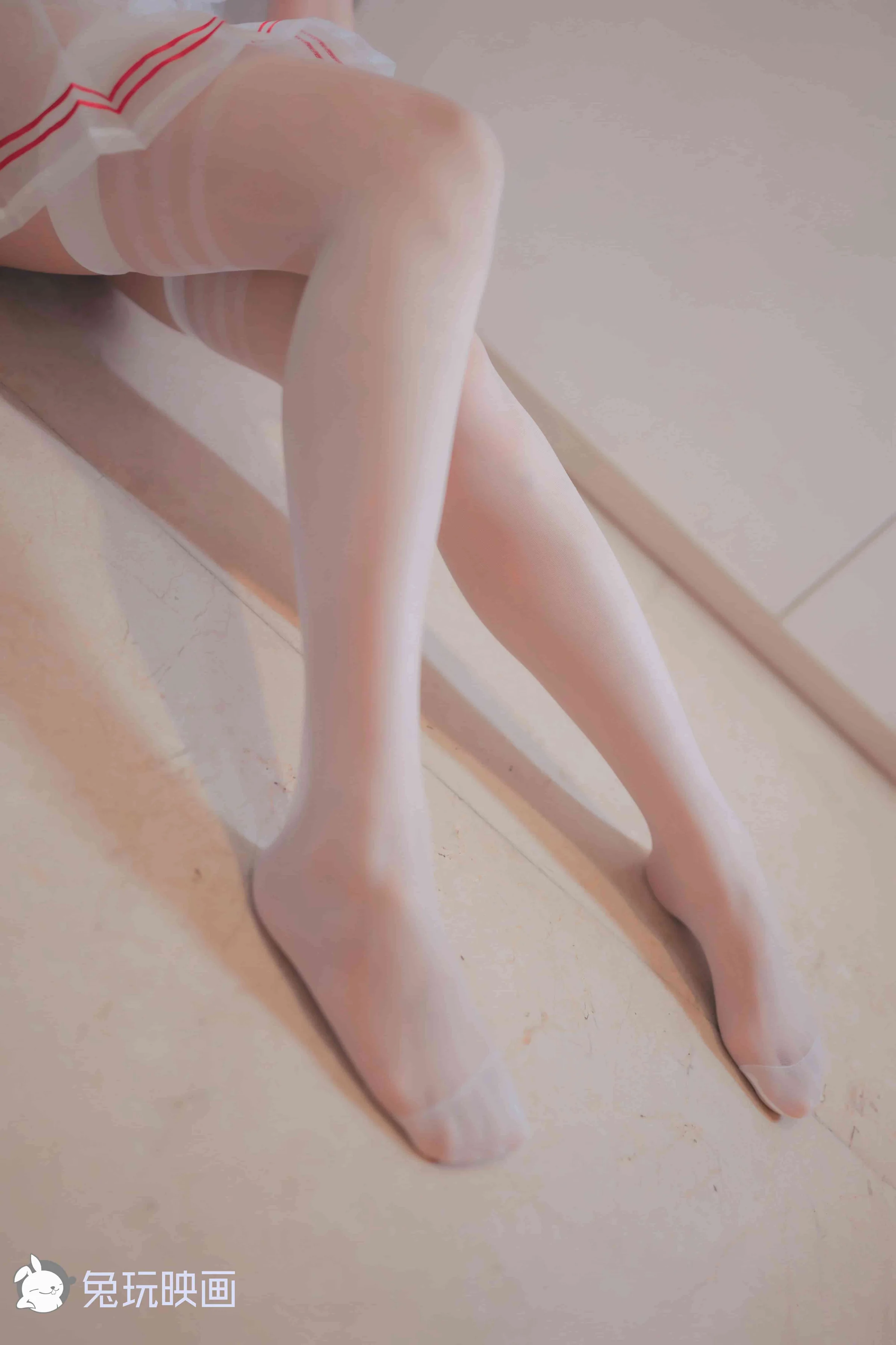 抖娘-利世穿制服的小姐姐 – 兔玩映画[42P]｜高清图片集