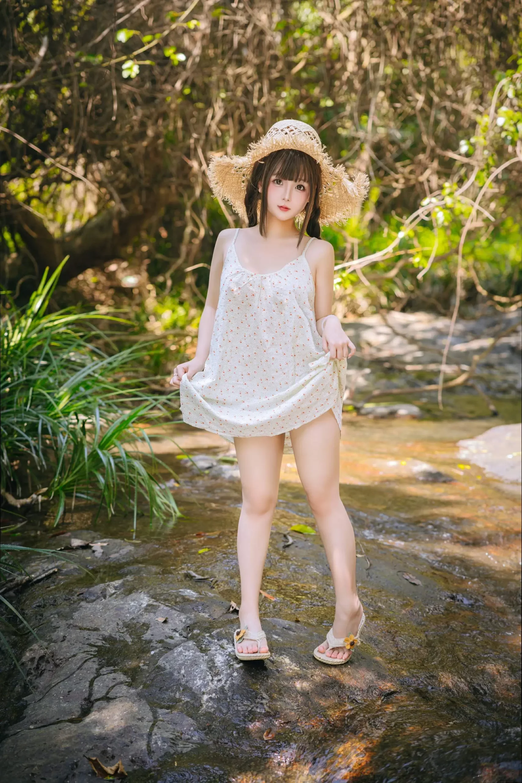 日奈娇(椎名莜) – 山野间｜高清图片集