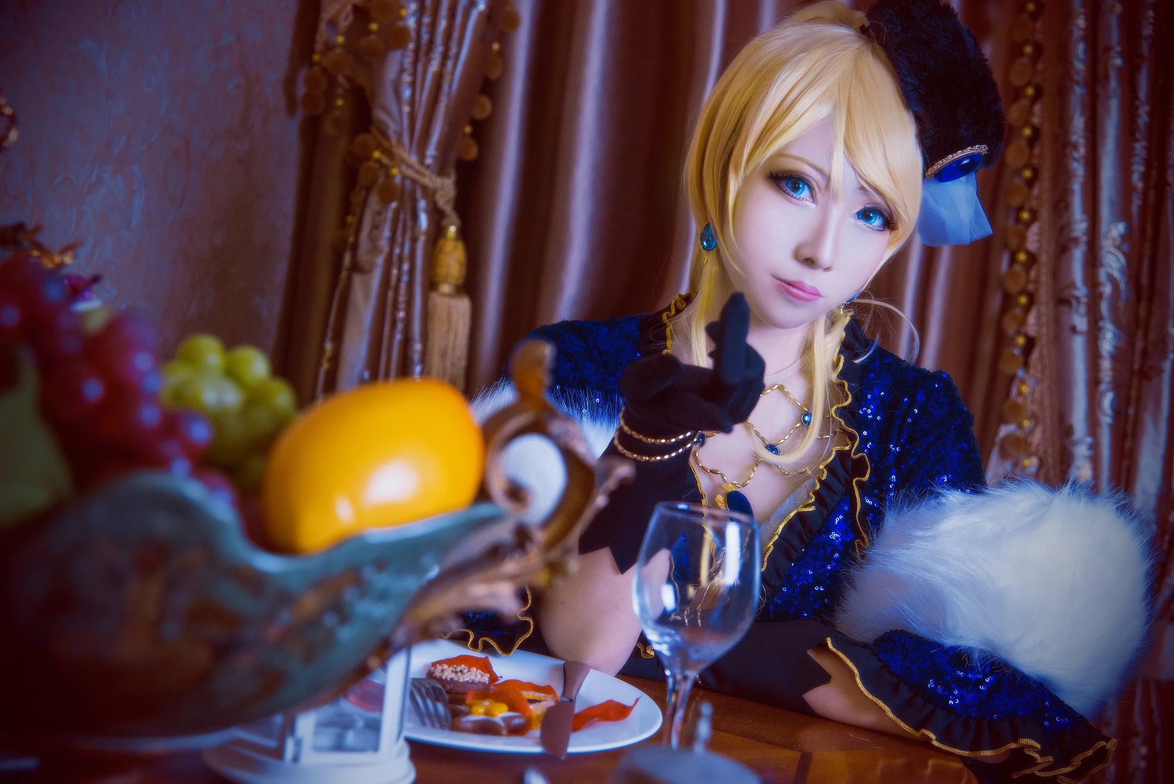 love live绚濑绘里钻石王老五COS写真