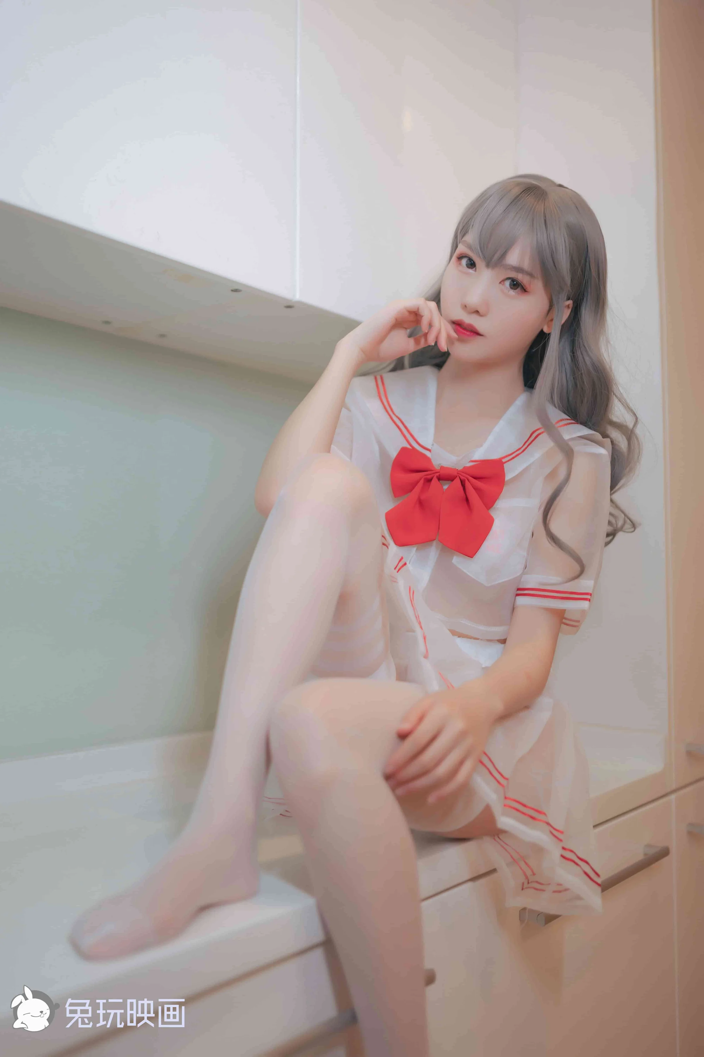 抖娘-利世穿制服的小姐姐 – 兔玩映画[42P]｜高清图片集