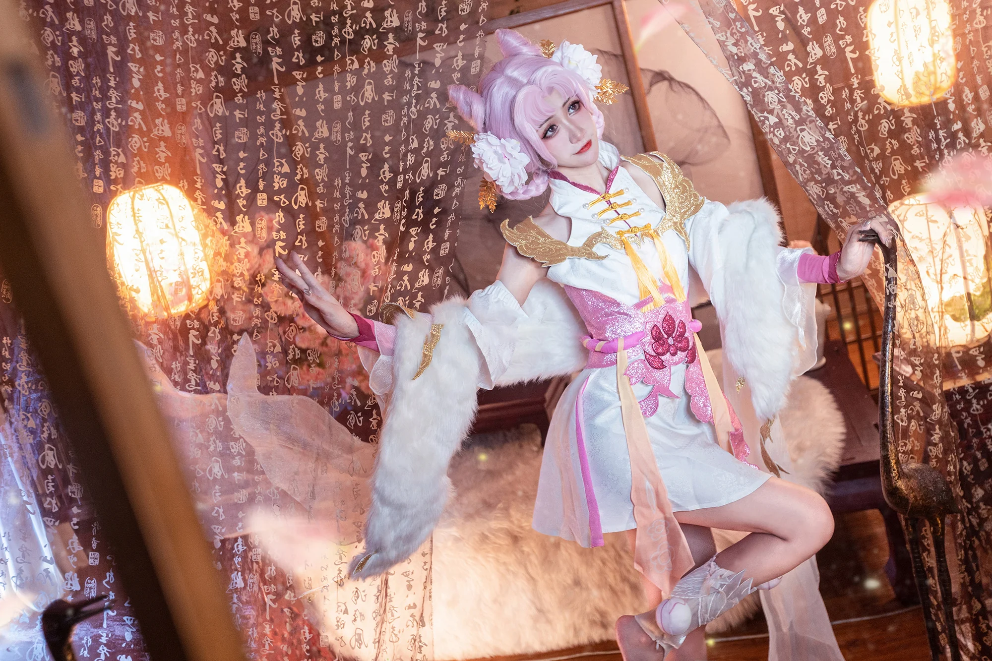 《王者荣耀》嫦娥拒霜思COS写真