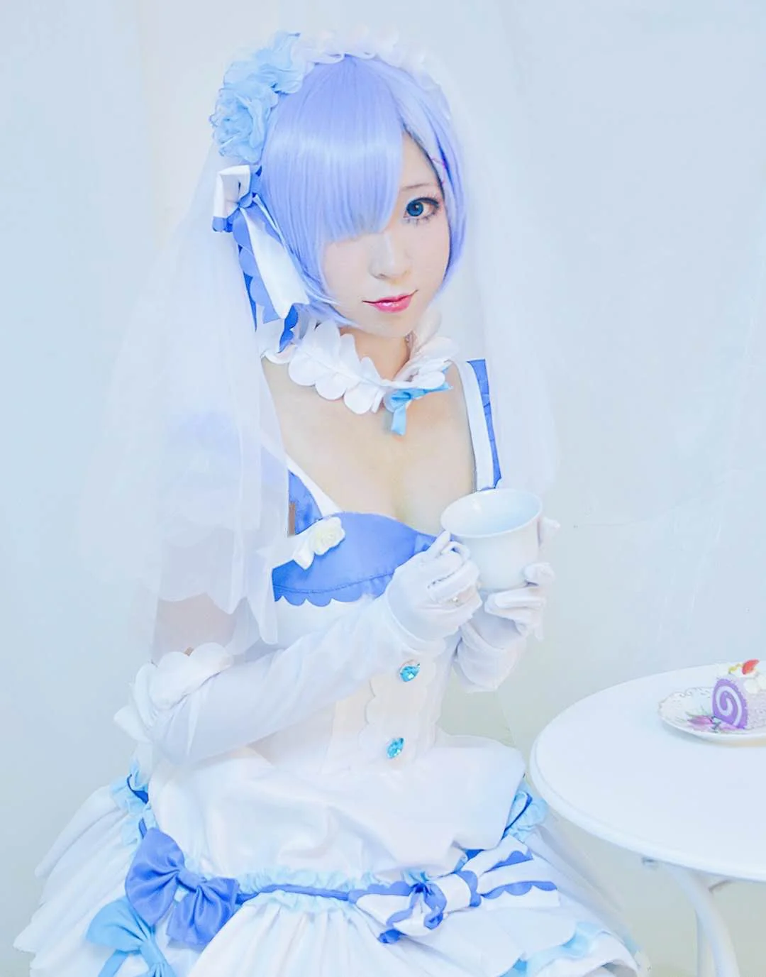 蕾姆婚纱COS写真