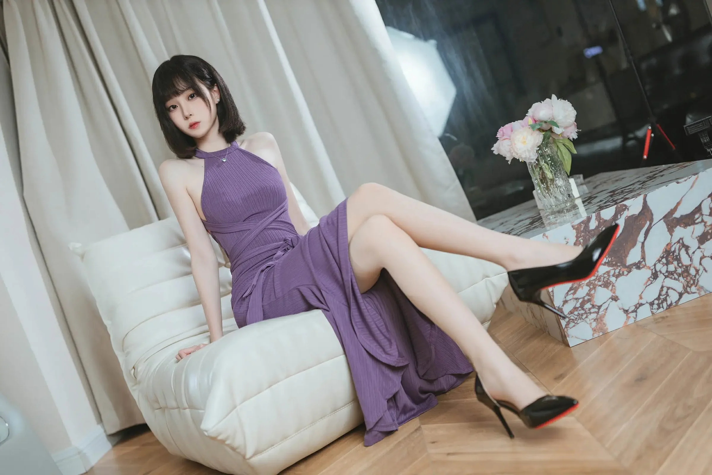 许岚LAN – 紫韵人妻 [38P]｜高清图片集