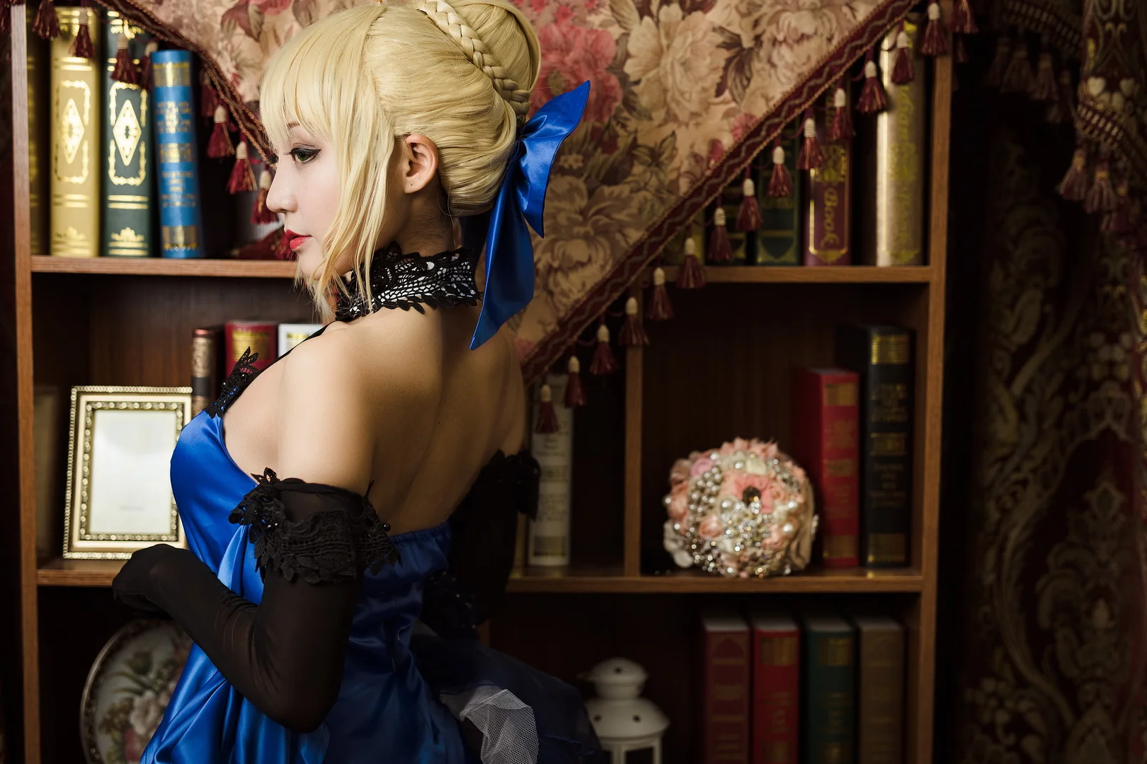 fate/grand order阿尔托利亚小礼服COS写真