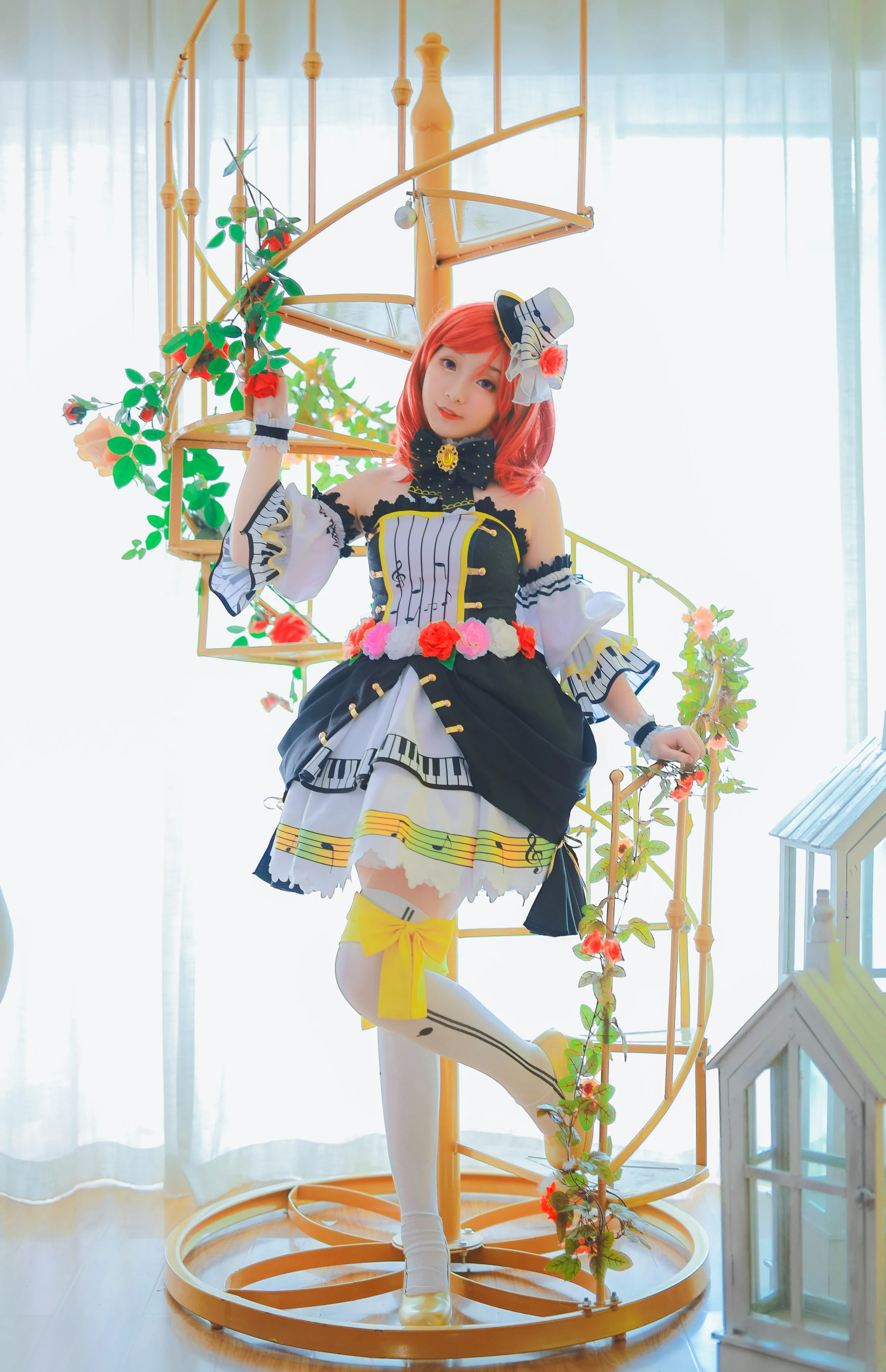 西木野真姬乐器觉醒COS写真