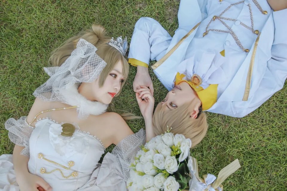 南小鸟花嫁觉醒COS写真