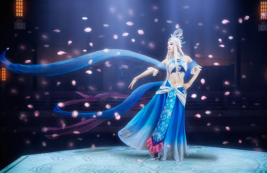 秦时明月雪女COS写真