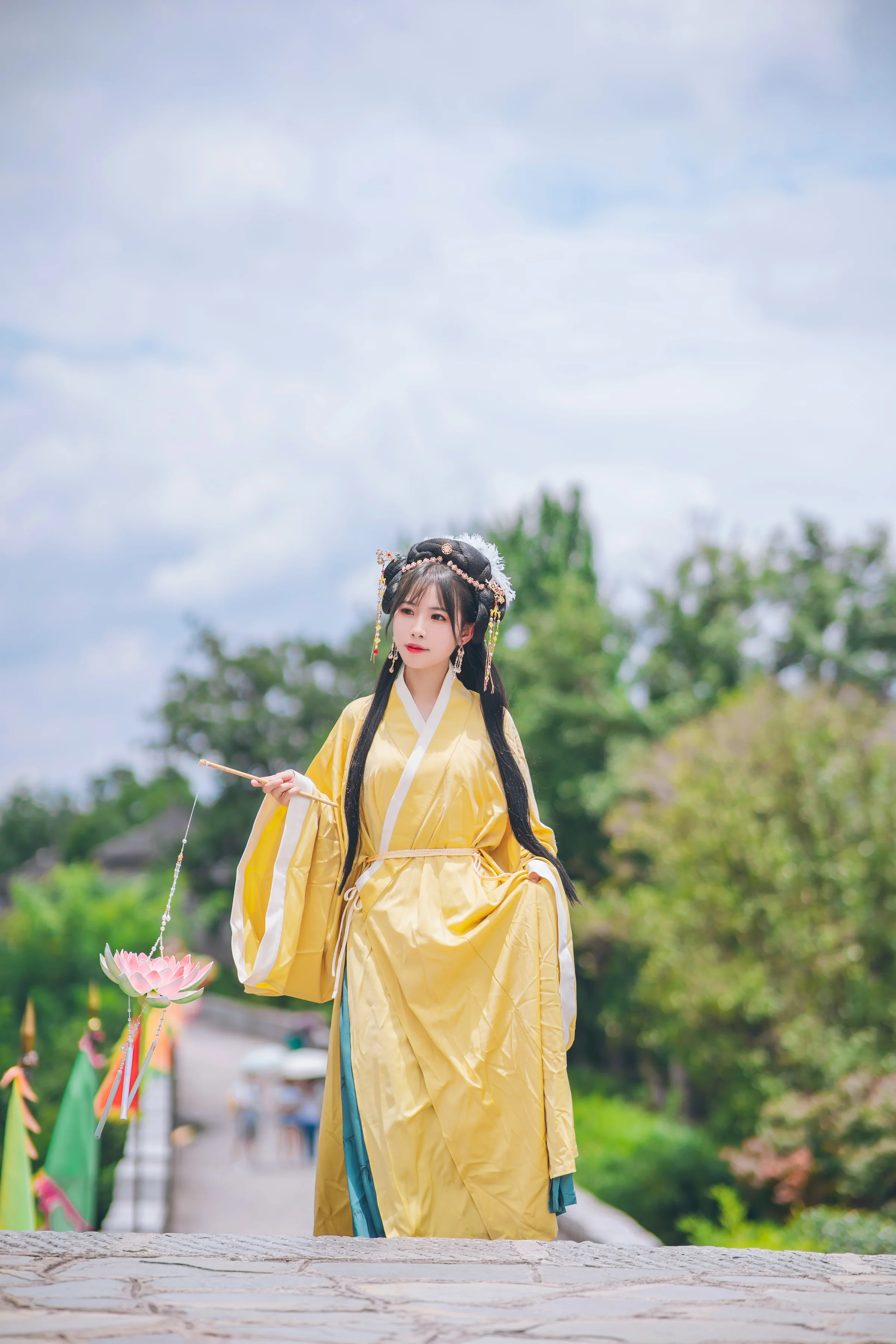 汉服私影，问花花不语，为谁落？｜高清图片集