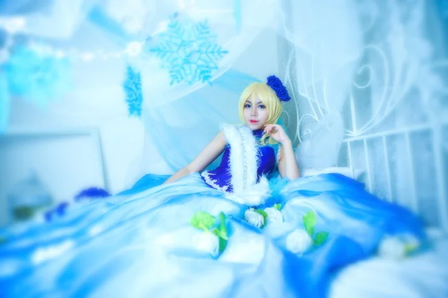 《Snow White》绘里七彩谬斯／雪公主COS写真
