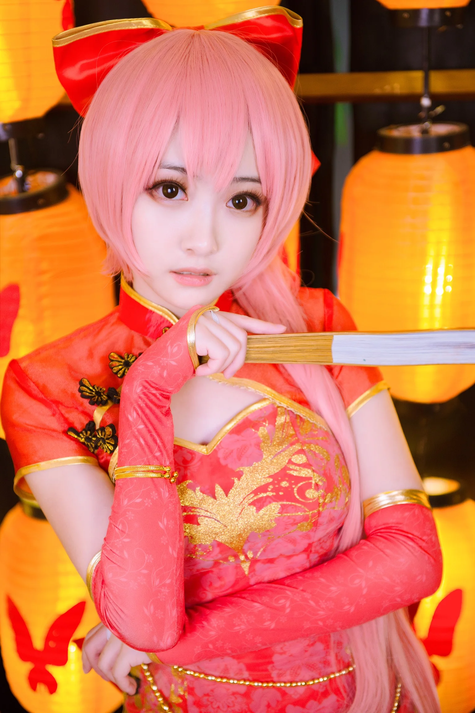Luka金丝雀COS写真