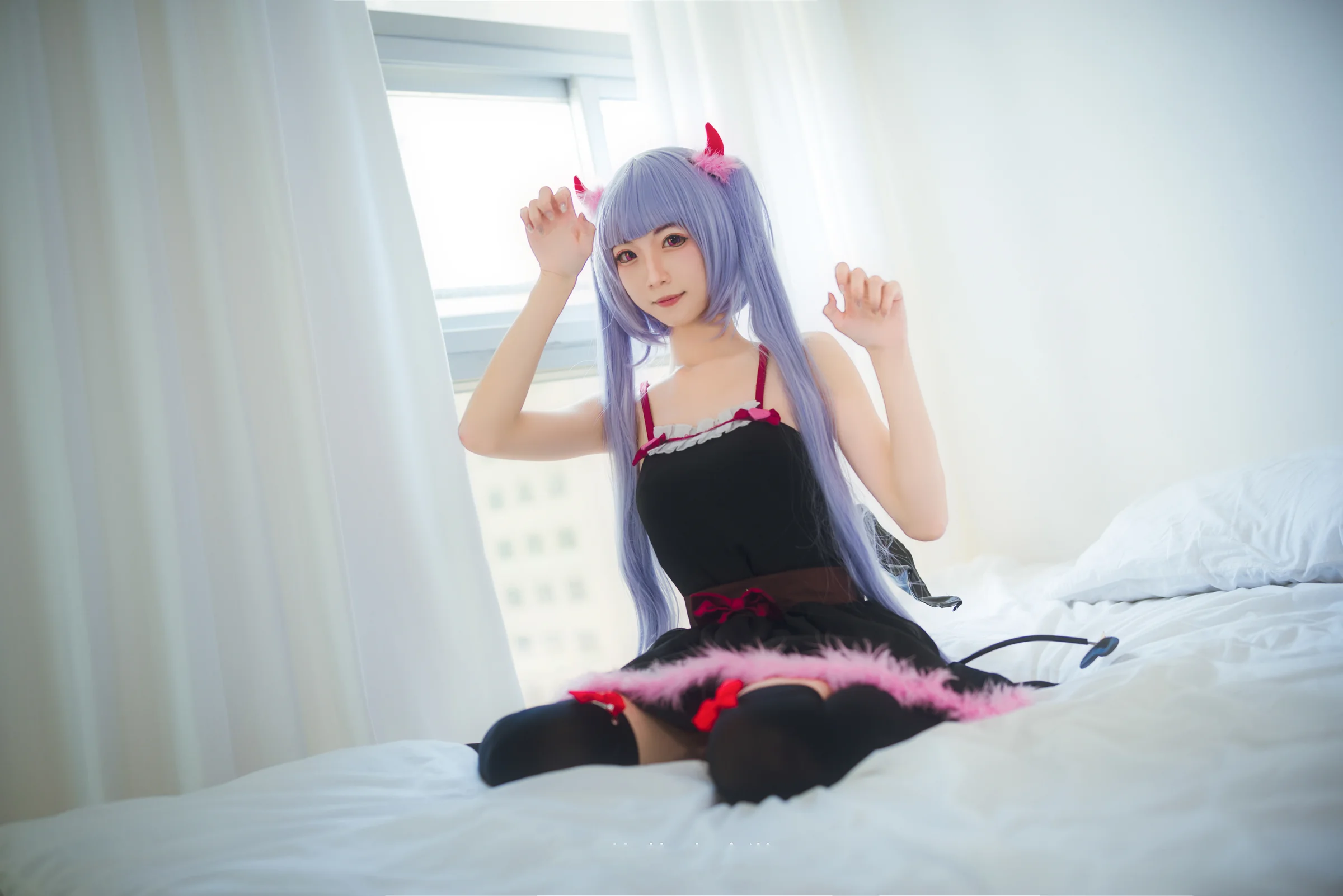 《NEW GAME!》凉风青叶小恶魔COS写真
