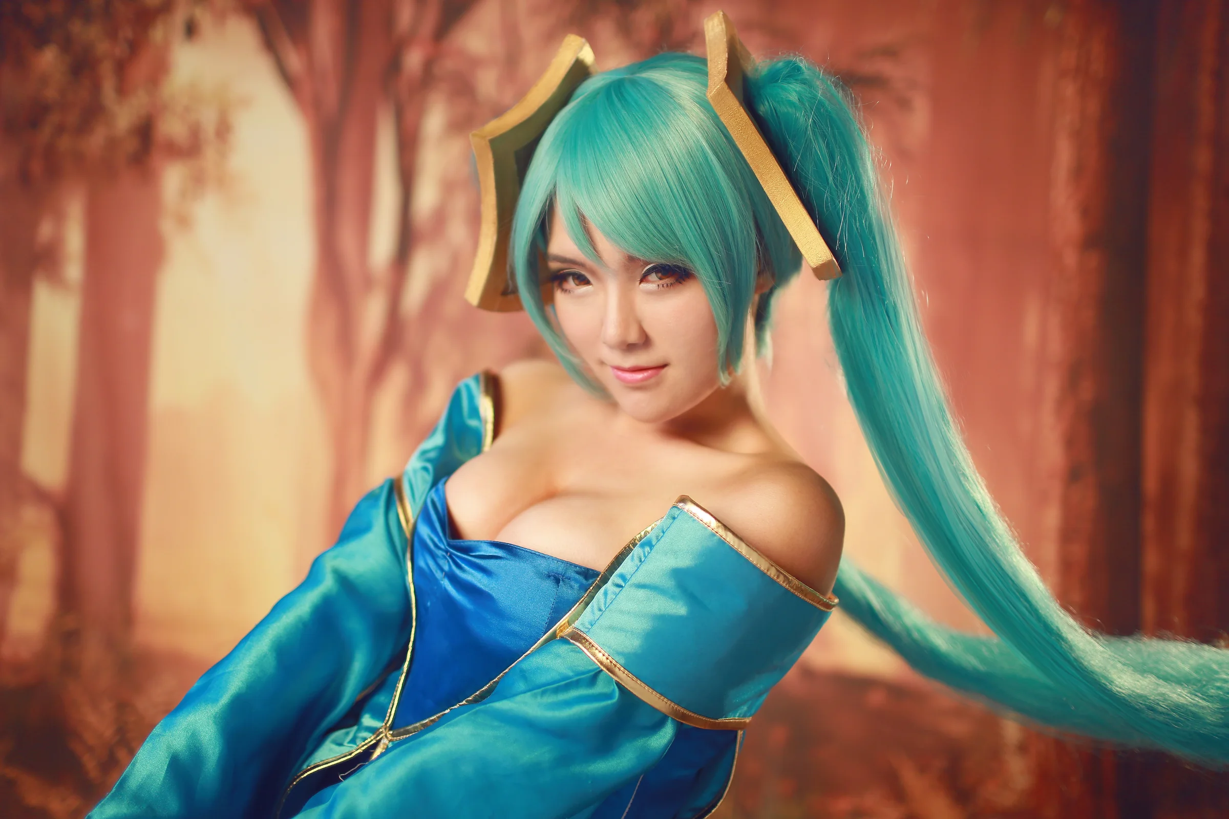英雄联盟·琴瑟仙女娑娜 COS写真