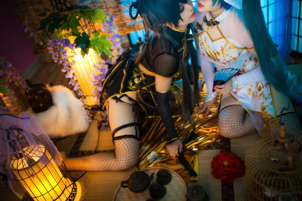 金丝雀 初音ミクx洛天依COS写真