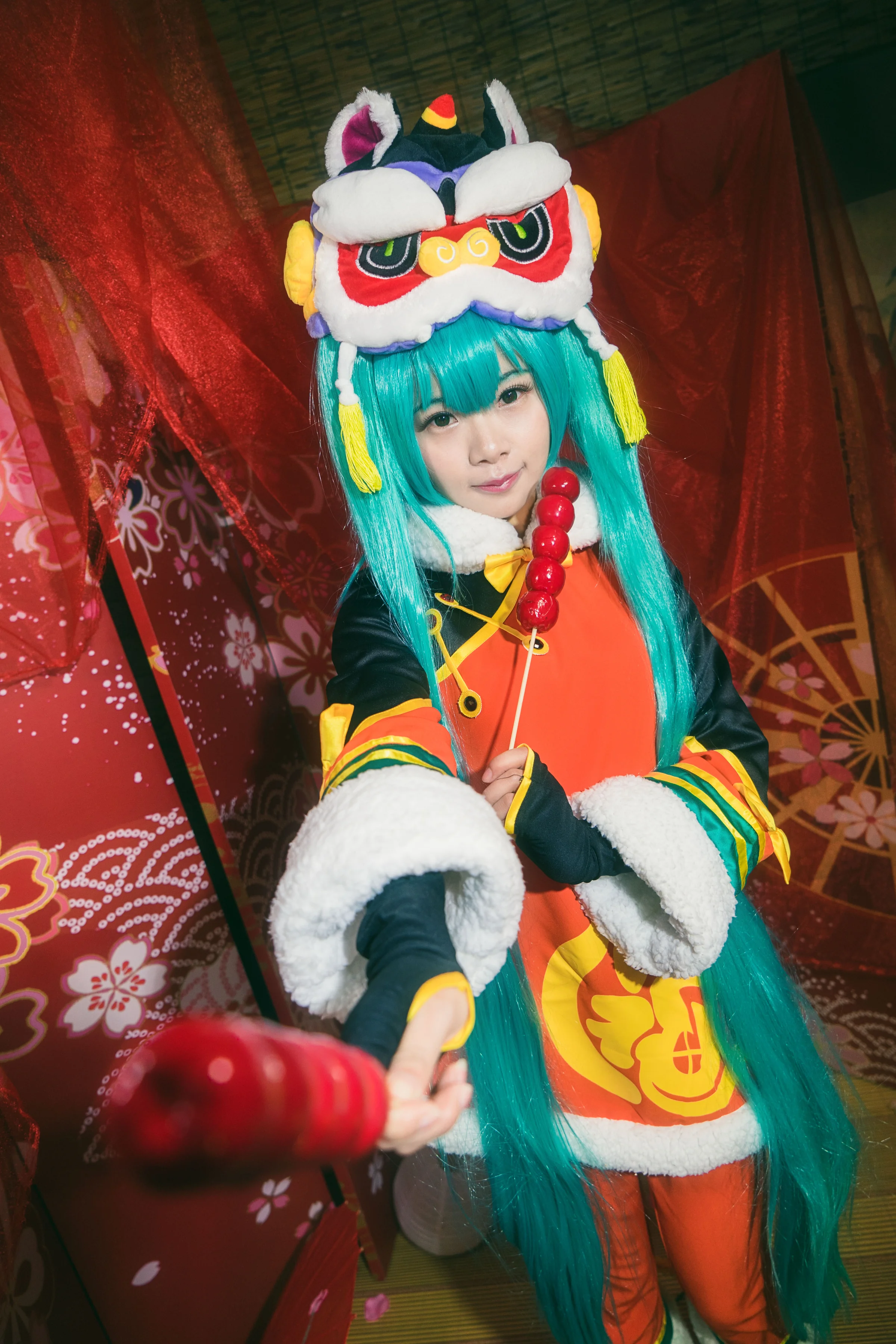 V家初音未来狮子舞COS写真