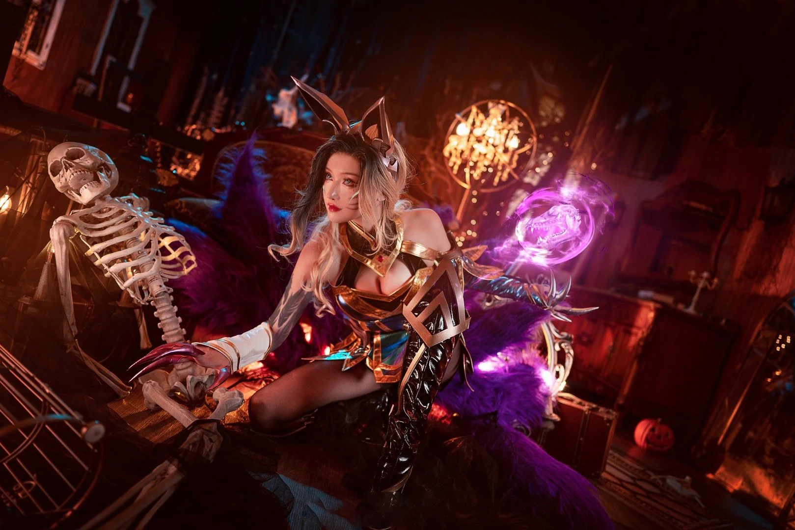 《英雄联盟》魔女阿狸COS写真