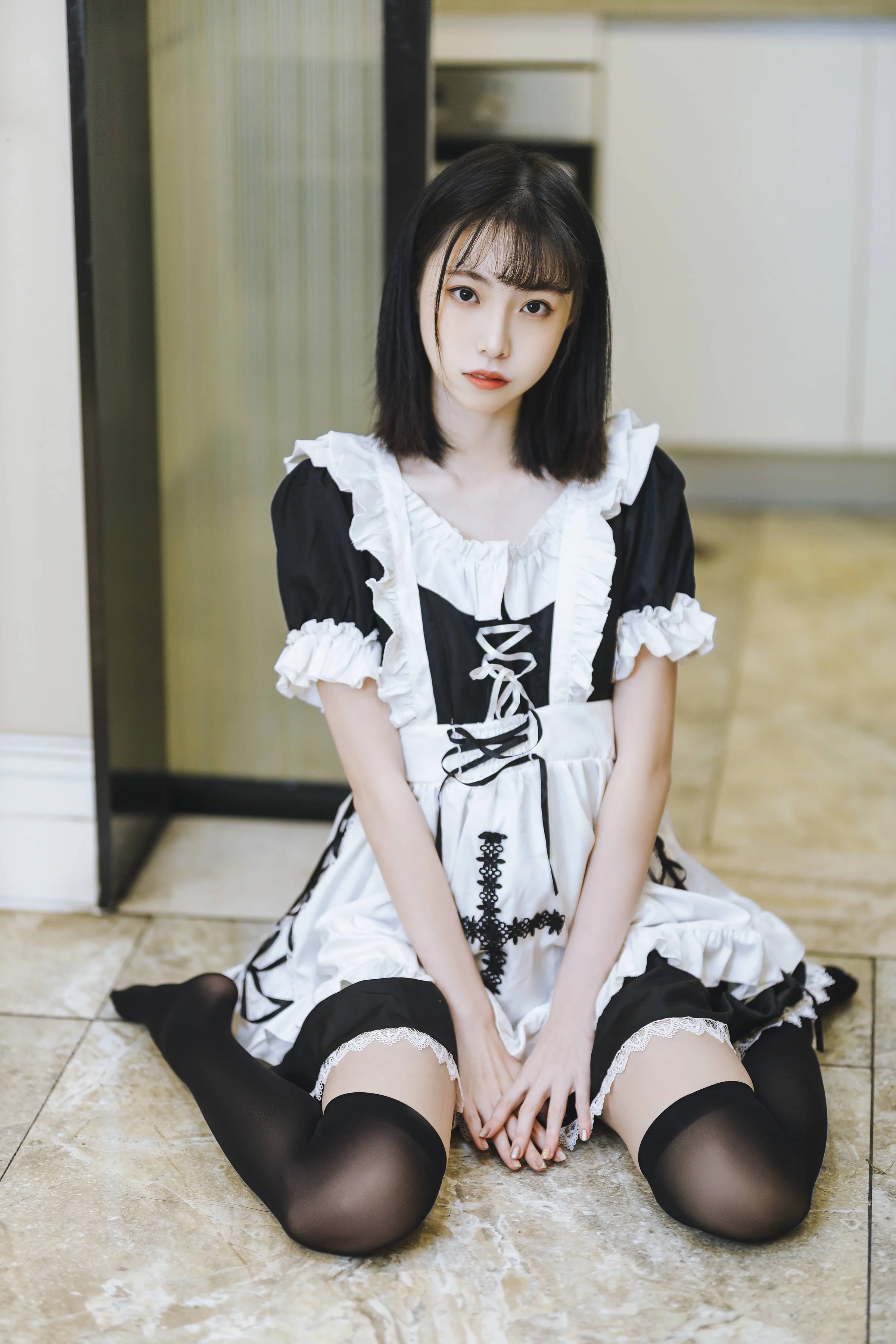 许岚LAN – 短裙女仆 [40P]｜高清图片集