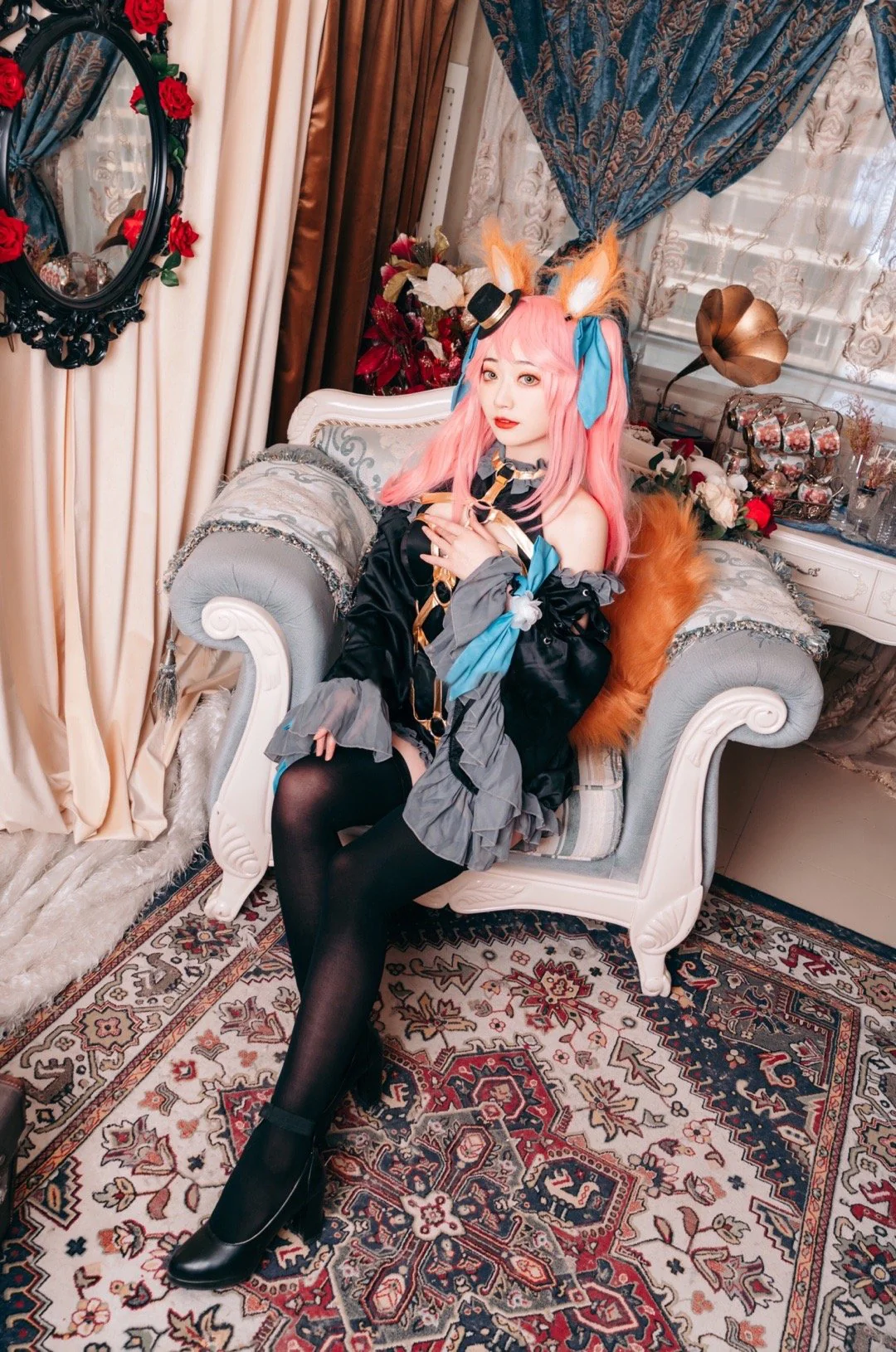 漆黑的魔术师，玉藻前COS写真