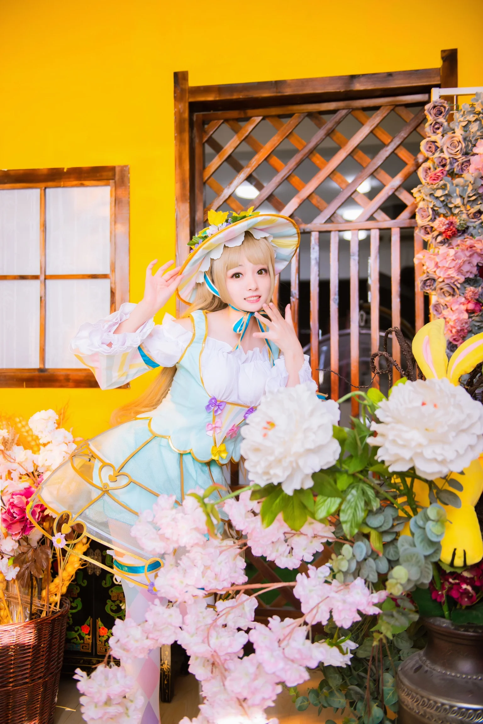 南小鸟复活节觉醒COS写真