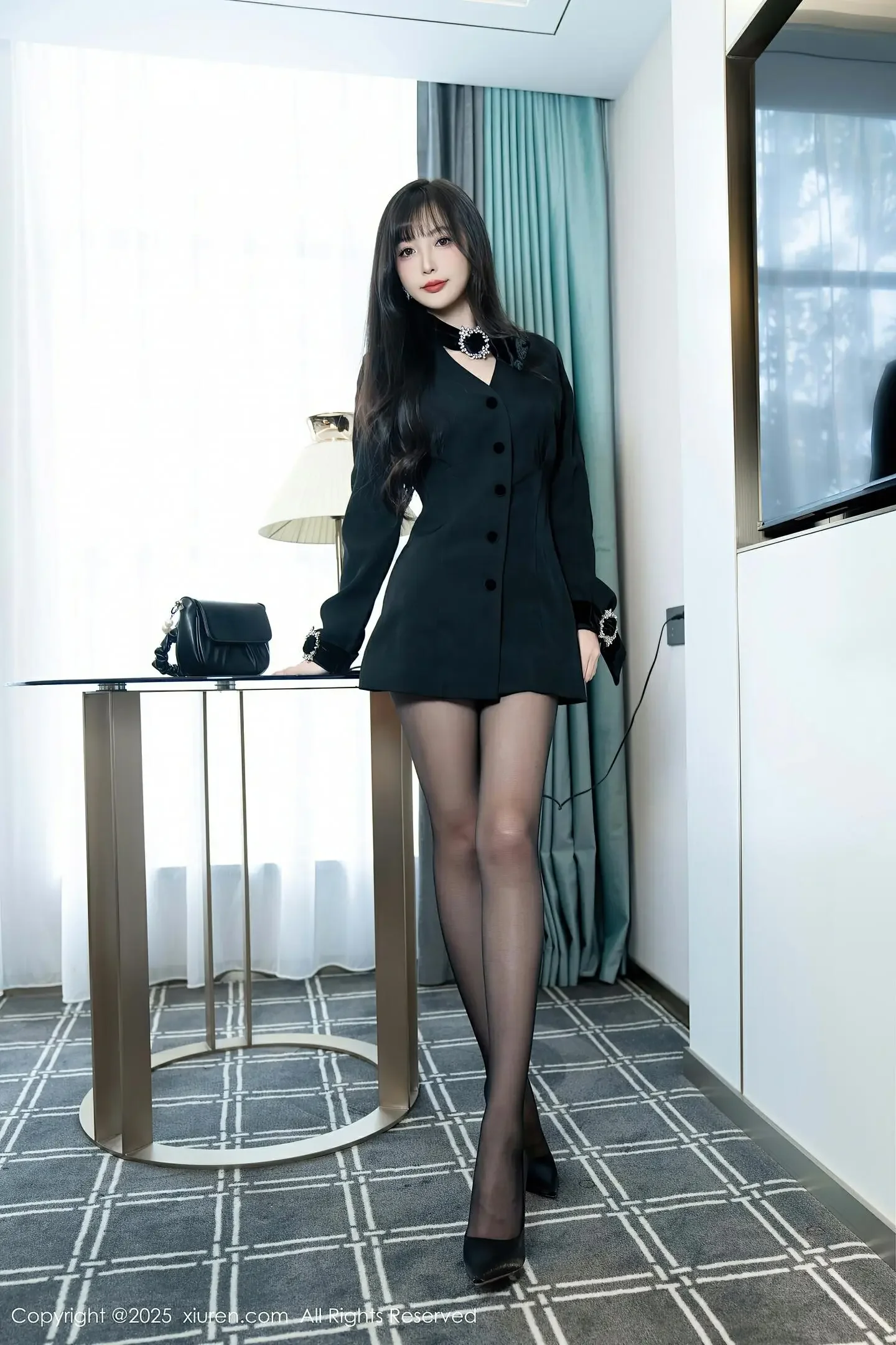 [Xiuren秀人网]2025.02.21 NO.9918 樱桃小阑子｜高清图片集