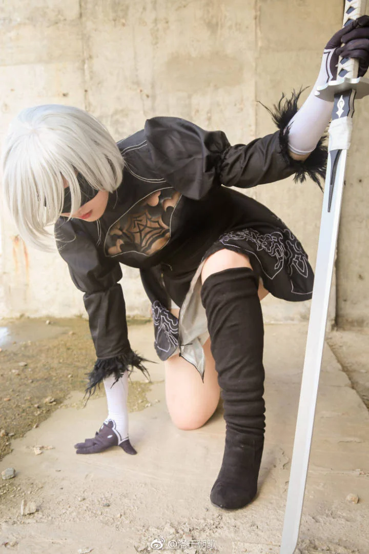 尼尔机械纪元2B COS写真