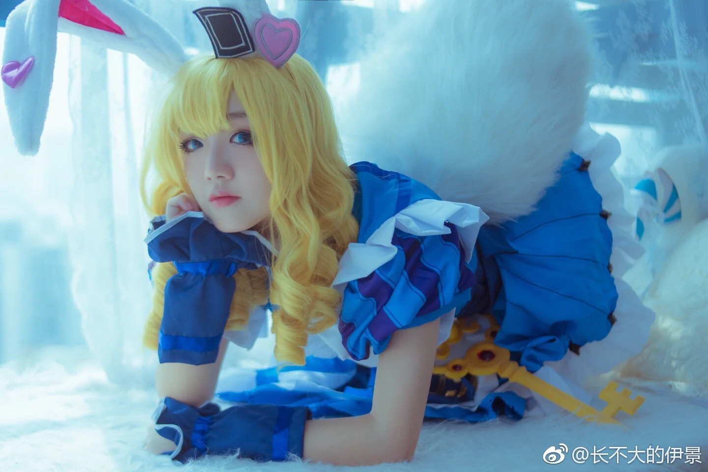 王者荣耀妲己爱丽丝COS写真