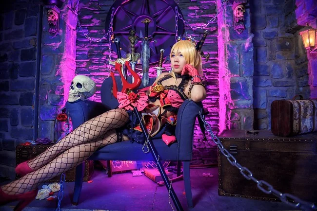 《Evil hide》－小恶魔觉醒全员COS写真