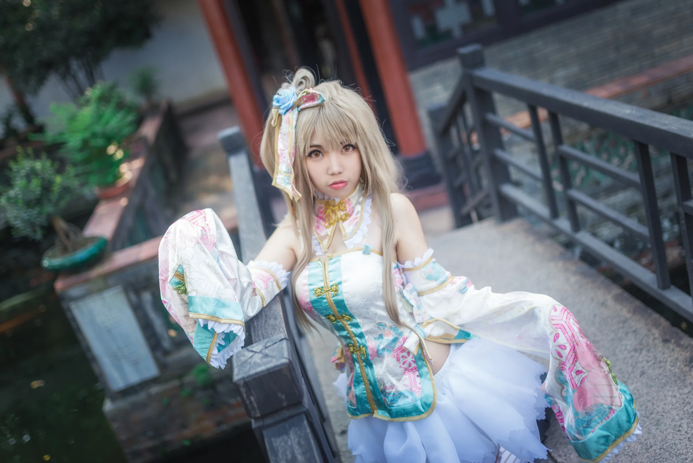LL南小鸟旗袍觉醒COS写真