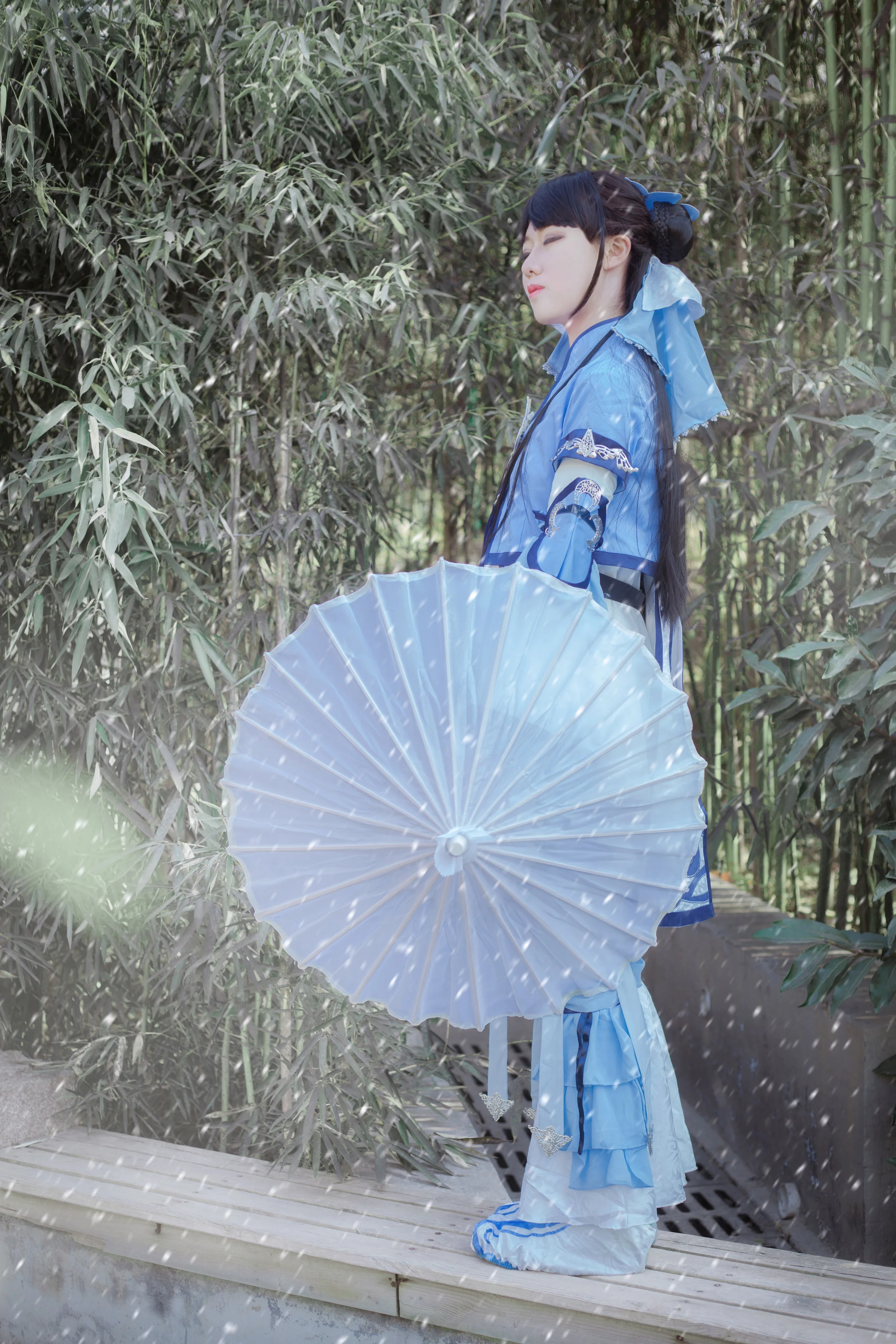 剑网三雪河咩萝COS写真