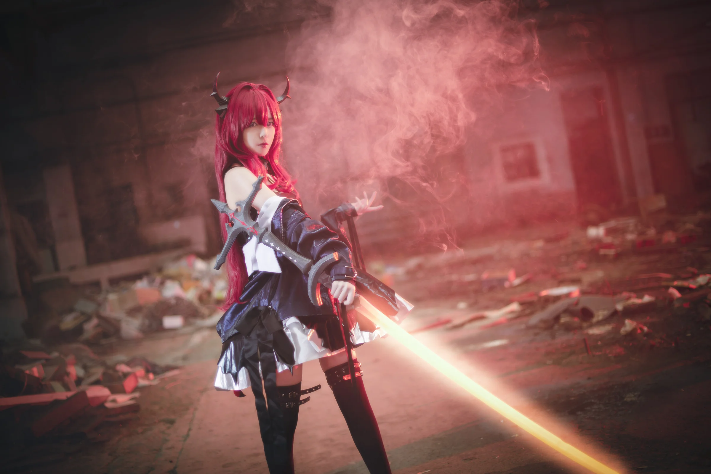 明日方舟 史尔特尔COS写真