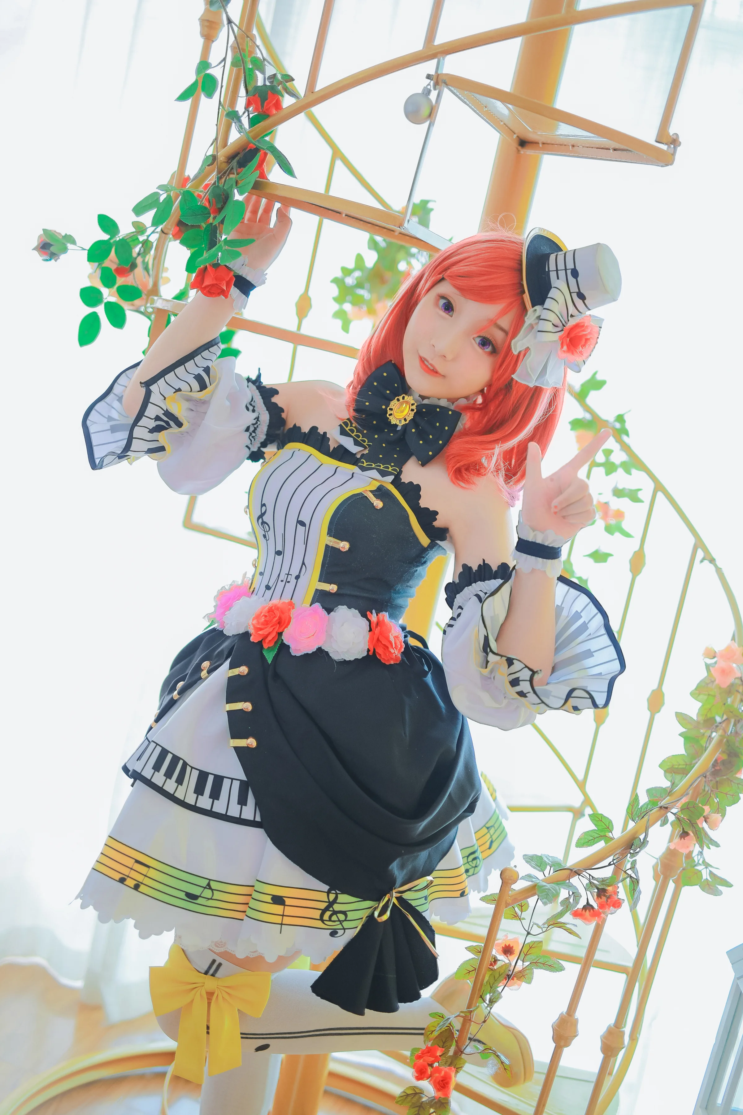 西木野真姬乐器觉醒COS写真