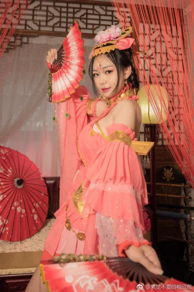 剑三 南皇七秀COS写真