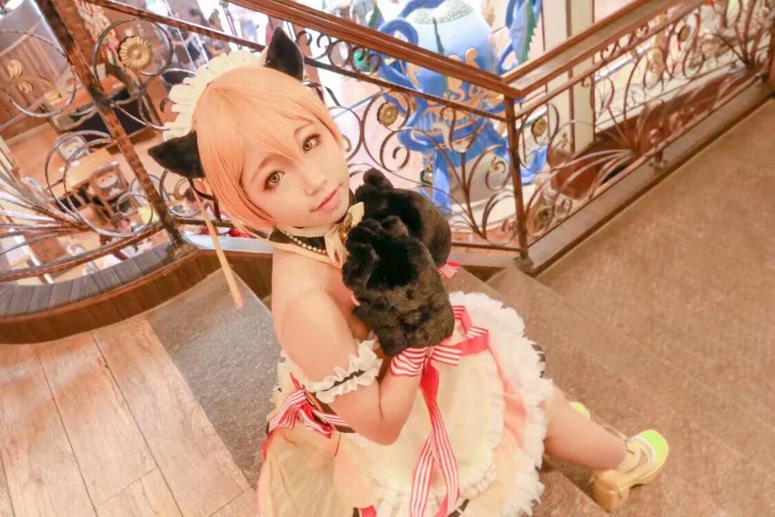 Love Live !凛喵情人节女仆COS写真