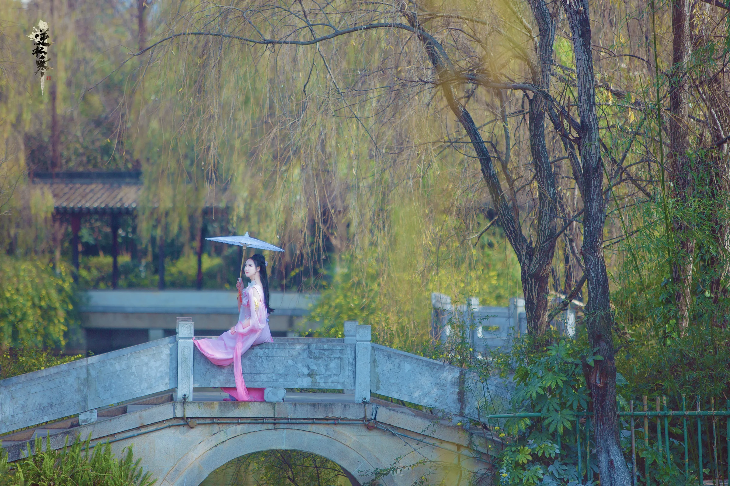 逆水寒·龙吟·桃华灼霜COS写真