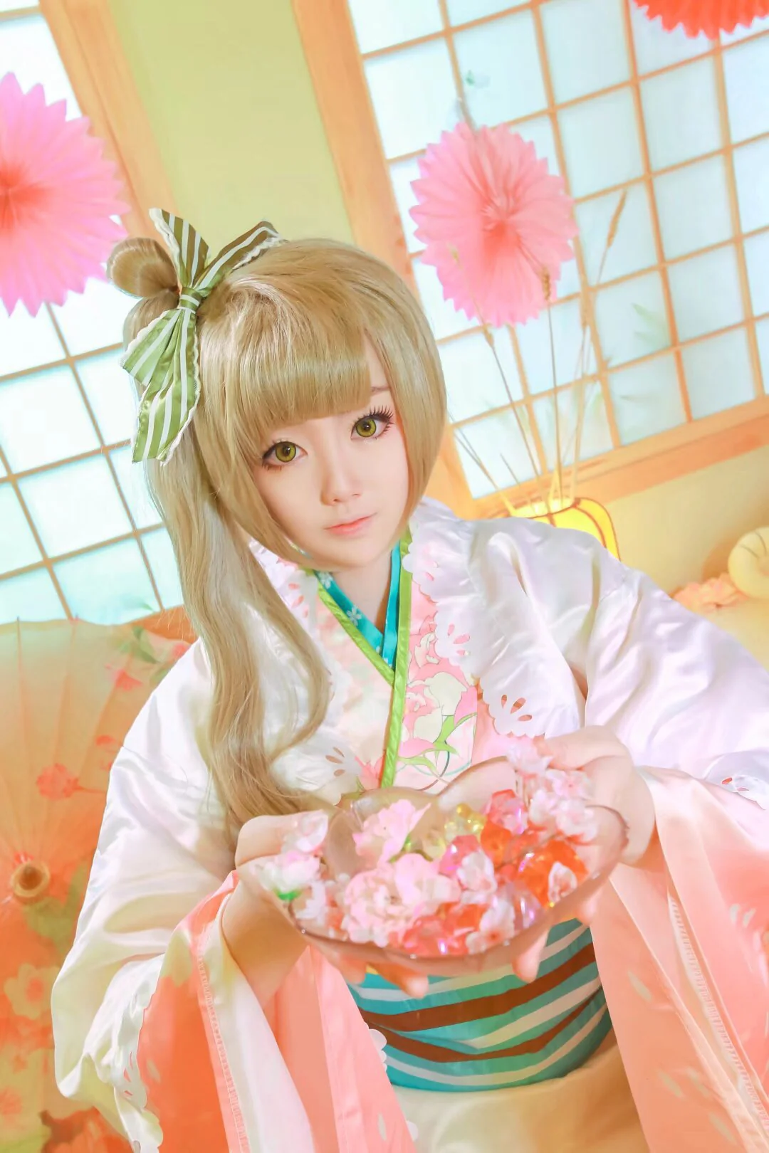 南小鸟正月觉醒COS写真