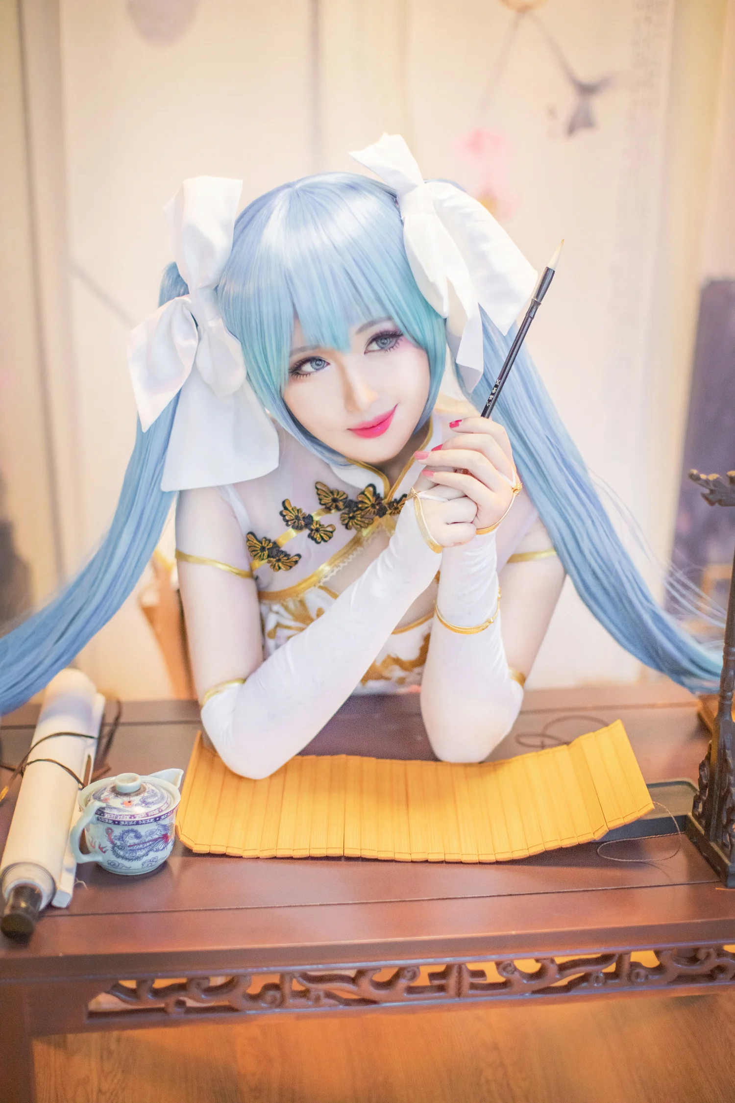 初音未来金丝雀旗袍COS写真