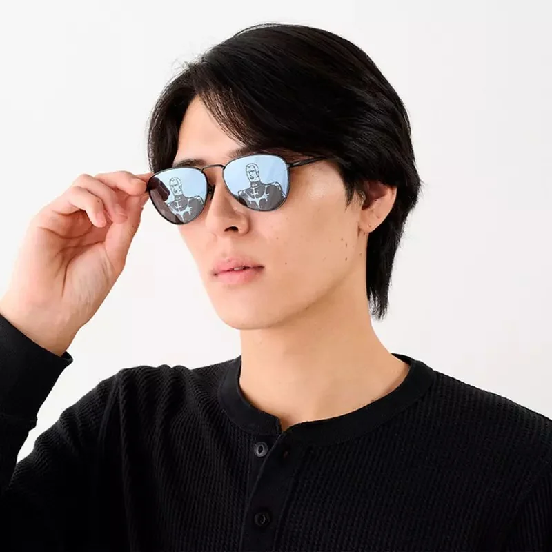 《機動戰士鋼彈》夏亞配戴的墨鏡宣布商品化 搞笑的是把基連的倒影也給加了上去XD｜高清图片集