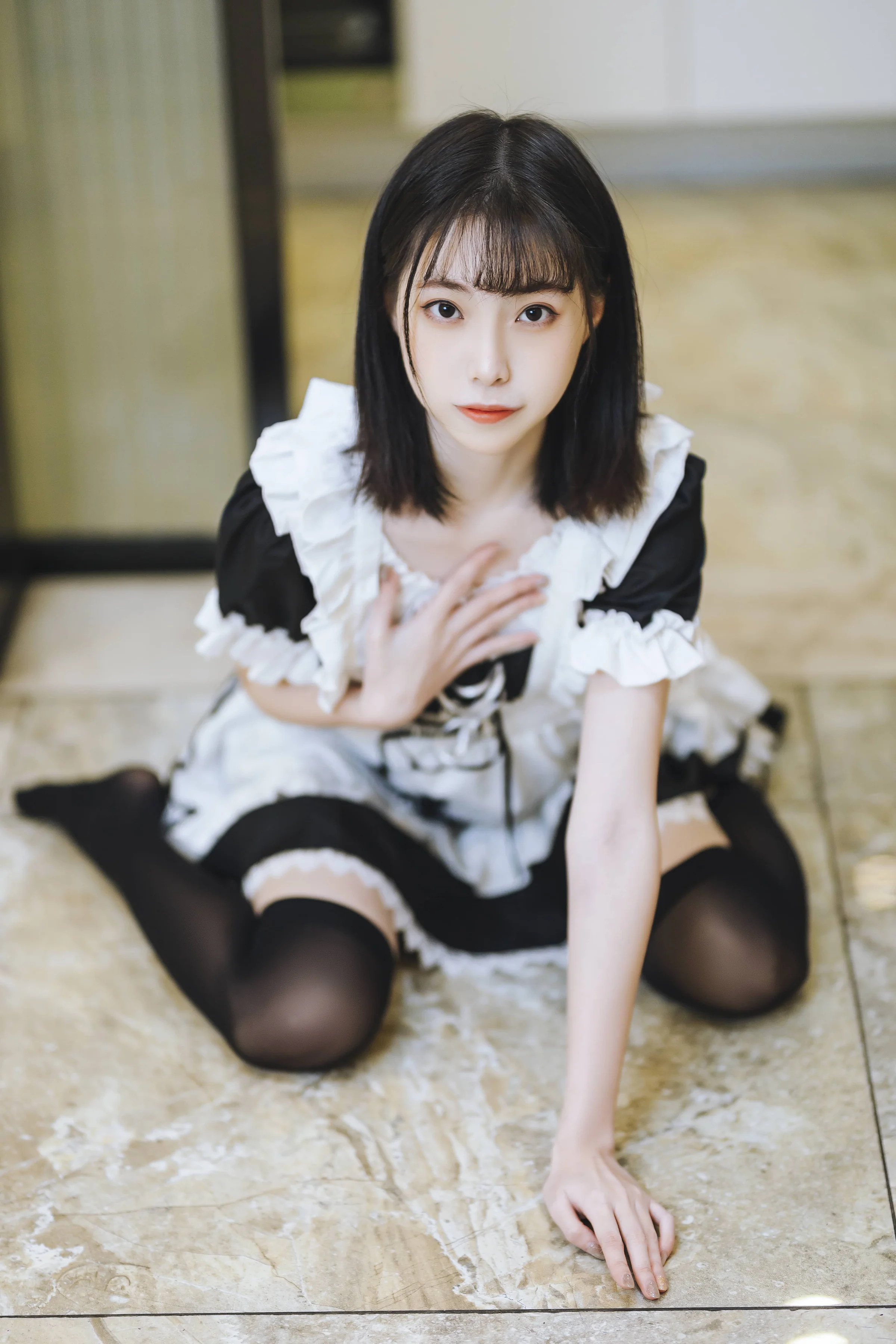 许岚LAN – 短裙女仆 [40P]｜高清图片集