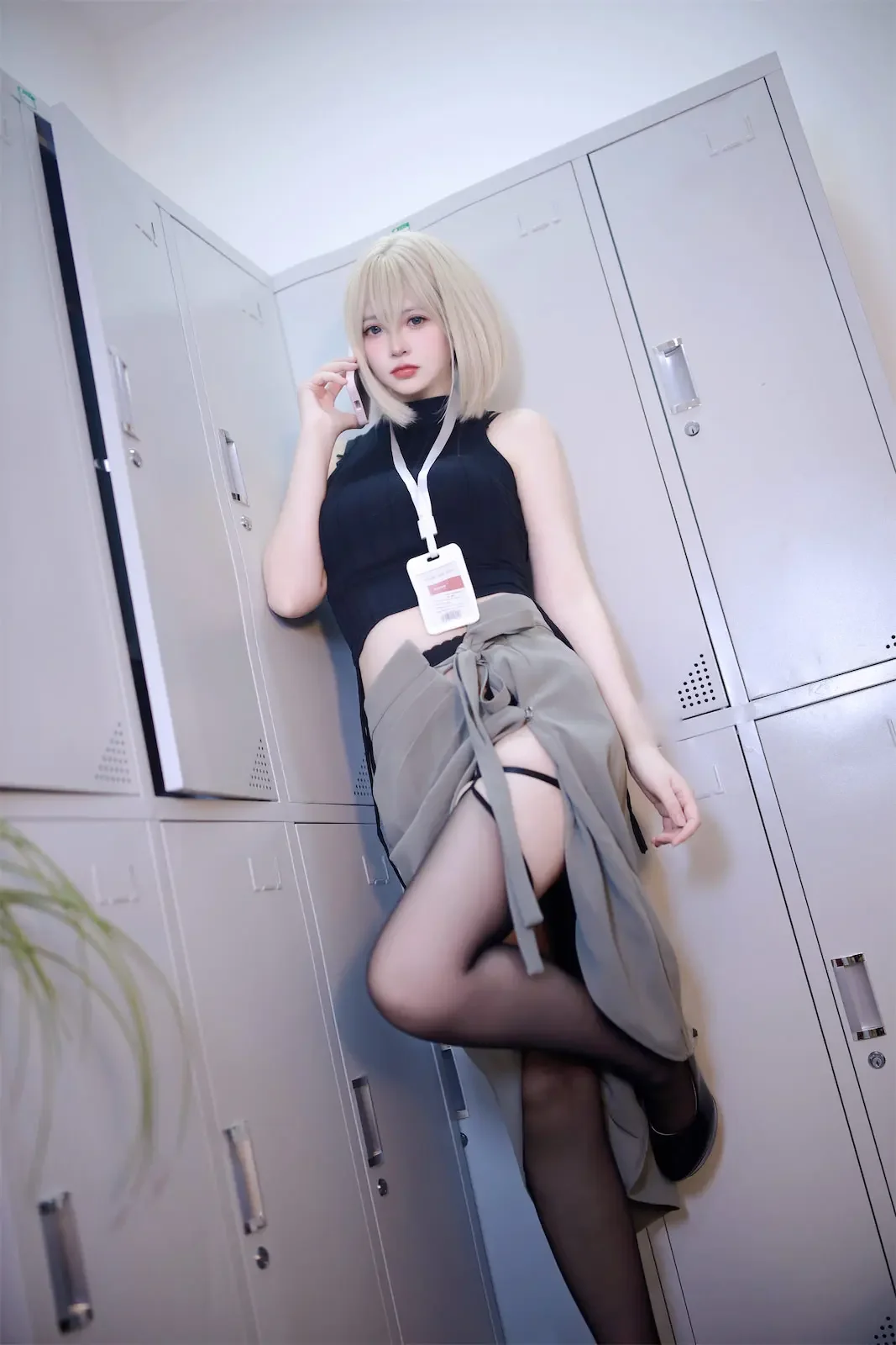 疯猫ss – 少女衣橱黄毛OL｜高清图片集