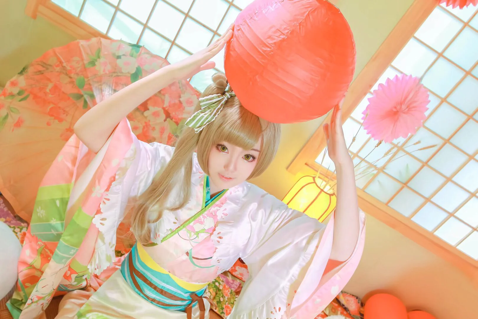 南小鸟正月觉醒COS写真