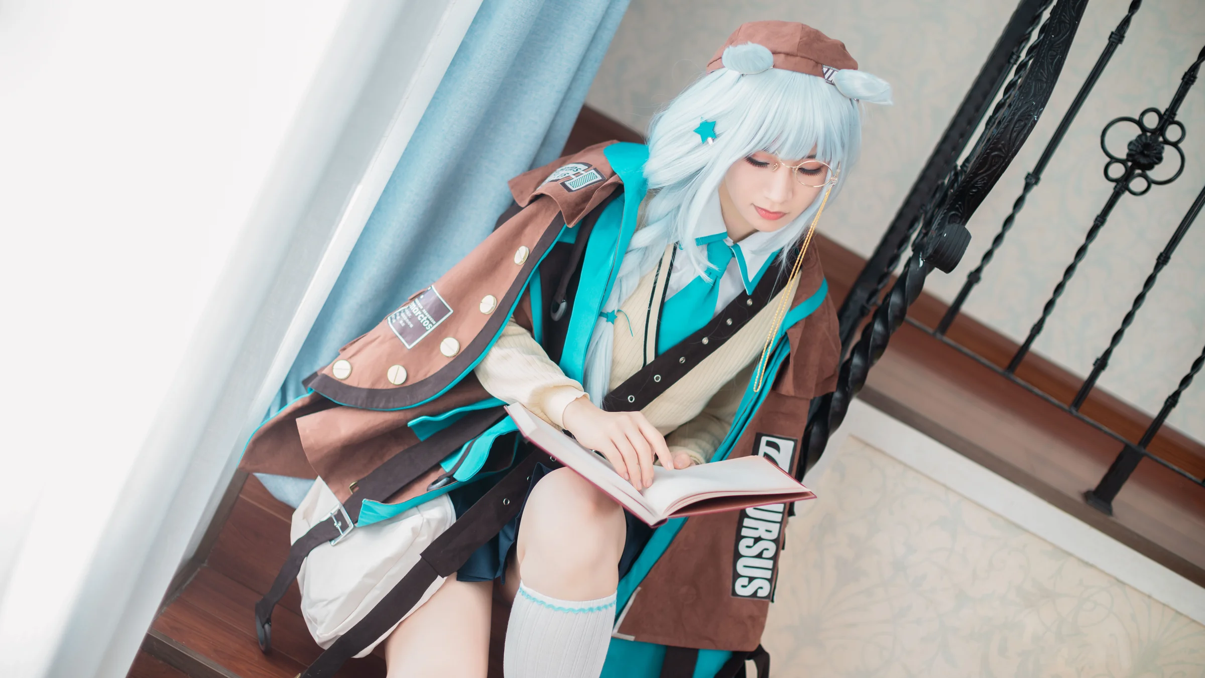 明日方舟 真理COS写真