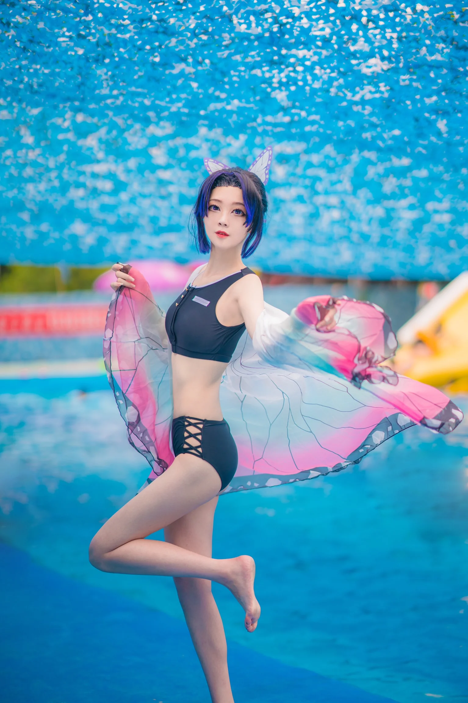 鬼灭同人泳装-蝴蝶忍COS写真